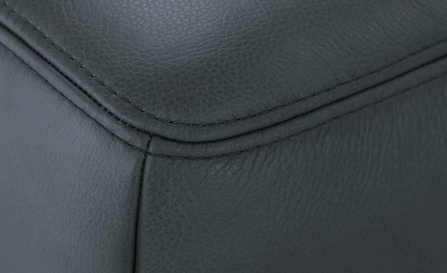 Gallery M Leder Ecksofa Viola | Dunkelblau rechts 7 Gallery M Leder Ecksofa Viola | Dunkelblau rechts – Bild 5